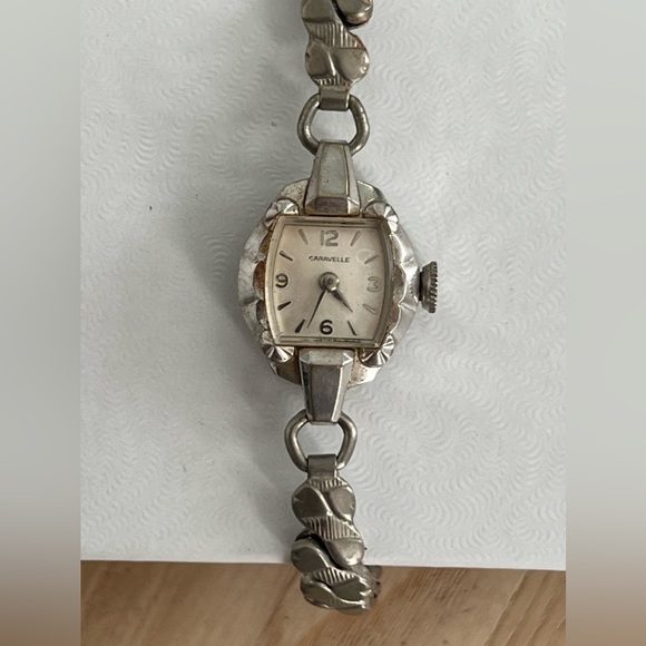 Caravelle Ladies Watch Vintage White Gold Filled Stretch Bracelet Mechanical - Picture 3 of 10